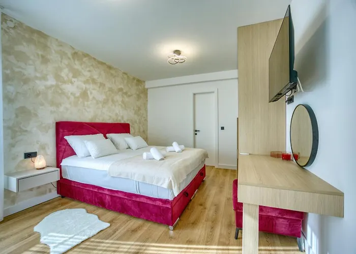 Elena - Crowonder Luxury Rent Villa