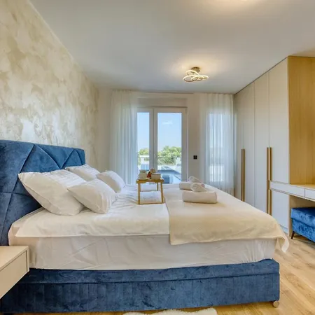 Elena - Crowonder Luxury Rent Zaton (Zadar)