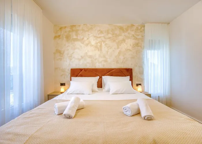 Elena - Crowonder Luxury Rent Zaton (Zadar)