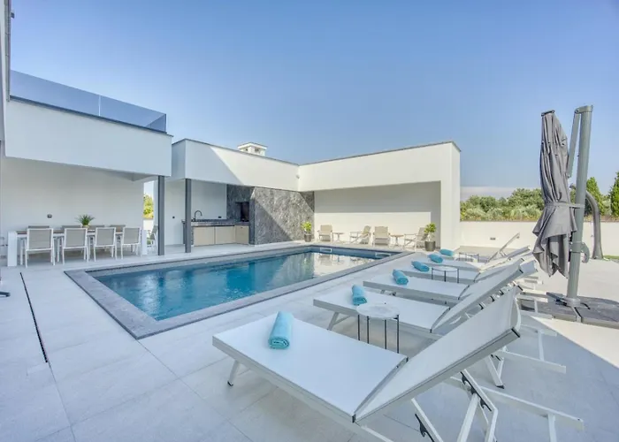 Villa Elena - Crowonder Luxury Rent Zaton (Zadar)